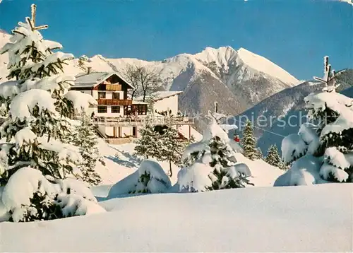 AK / Ansichtskarte Mittenwald_Bayern Kranzberghaus gegen Soierngruppe Winterzauber in den Alpen Mittenwald Bayern