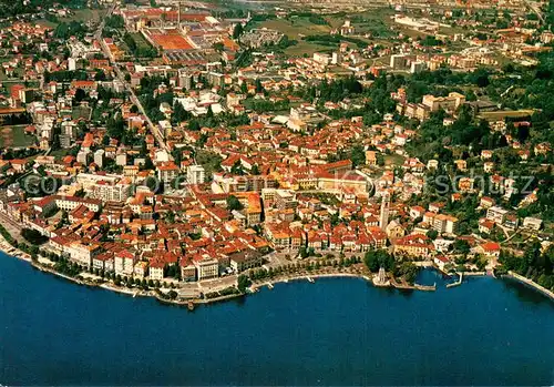 AK / Ansichtskarte Pallanza_Italia al Lago Maggiore veduta aerea 