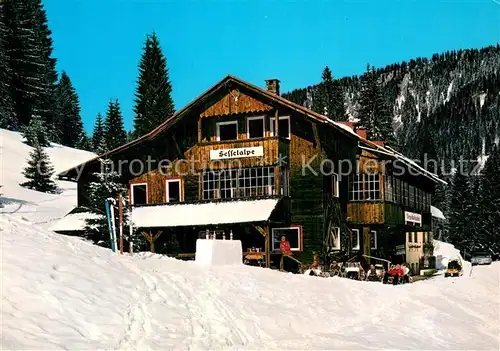 AK / Ansichtskarte Tiefenbach_Oberstdorf Alpengasthof Sesselalpe im Winter Allgaeuer Alpe Tiefenbach_Oberstdorf