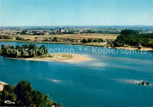 AK / Ansichtskarte Saint Benoit sur Loire Vue aerienne au premier plan la Loire Saint Benoit sur Loire