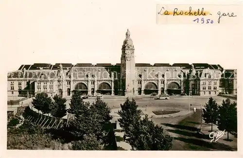 AK / Ansichtskarte La_Rochelle_17 Der Bahnhof Aussenansicht 