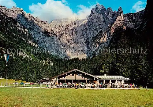AK / Ansichtskarte Scharitzkehlalm_1024m_Berchtesgaden Berggasthof Cafe Scharitzkehlalm Aussenansicht m. Hohen Goell u. Kehlstein 