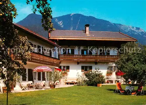AK / Ansichtskarte Garmisch Partenkirchen Gaestehaus Zufriedenheit Garni Aussenansicht Garmisch Partenkirchen