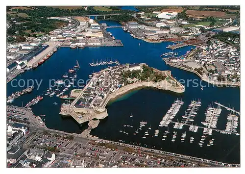 AK / Ansichtskarte Concarneau_29_Finistere Fliegeraufnahme Die Festungsstadt   Hafen 