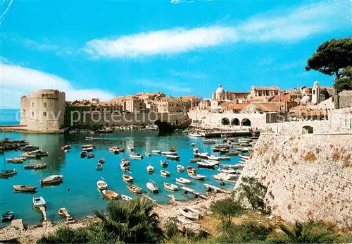 AK / Ansichtskarte Dubrovnik_Ragusa Hafenpartie Festung Dubrovnik Ragusa