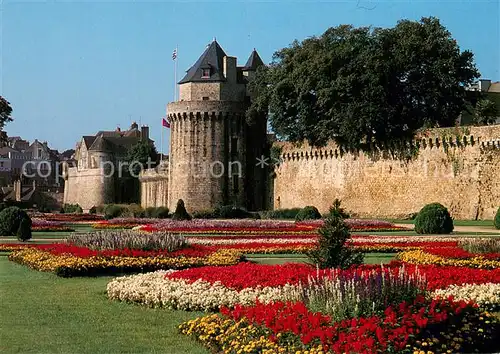 AK / Ansichtskarte Vannes_56 Les jardins a la francaise au pied des remparts 