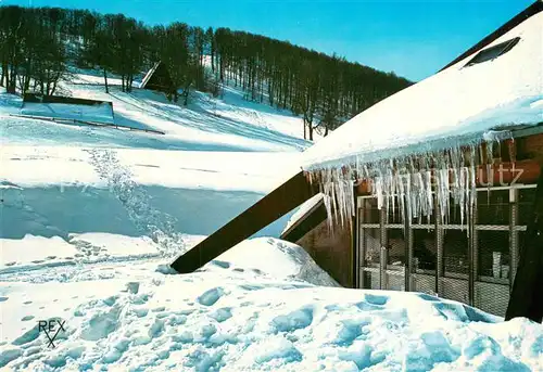 AK / Ansichtskarte Iraty_Saint Jean Pied de Port_64_Pyrenees Atlantiques Le champ de ski face au centre commercial 