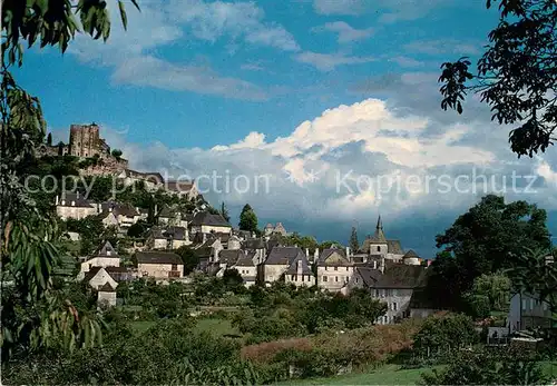 AK / Ansichtskarte Turenne Vieilles maisons des XVe et XVIe siecles Chateau Turenne