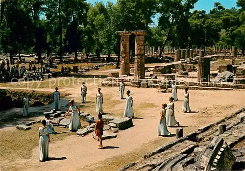 AK / Ansichtskarte Olympia__Olimpia_Greece Antike Staette Ruinen Anzuenden der Olympischen Flamme 
