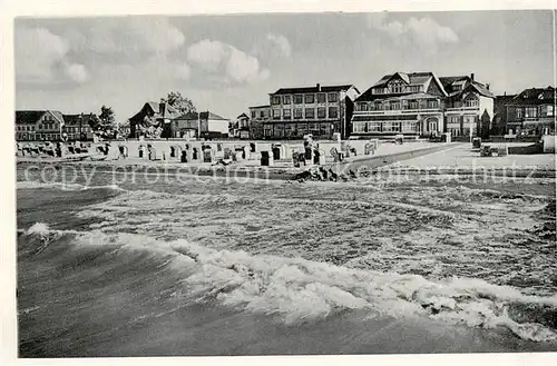 AK / Ansichtskarte Niendorf__Ostseebad_Timmendorferstrand Strand Hotels 