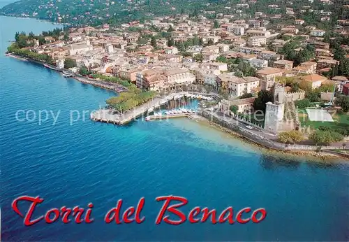 AK / Ansichtskarte Torri_del_Benaco_IT Fliegeraufnahme mit Gardasee 