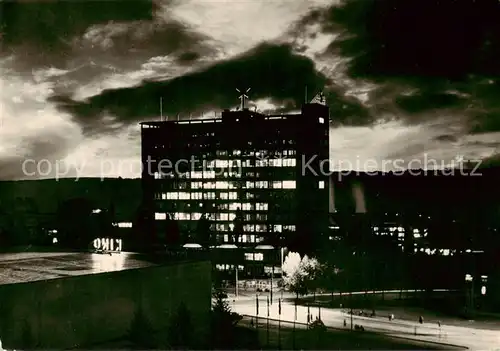 AK / Ansichtskarte Gottwaldov_Zlin_CZ 17 etazova spravni budova np Svit 