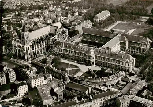 AK / Ansichtskarte Saint Denis__93_Seine Abbaye et le Palais de la Legion dHoneur Vue aerienne 