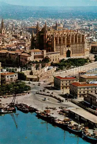 AK / Ansichtskarte Palma_Mallorca Vista aerea de la Catedral Palma Mallorca