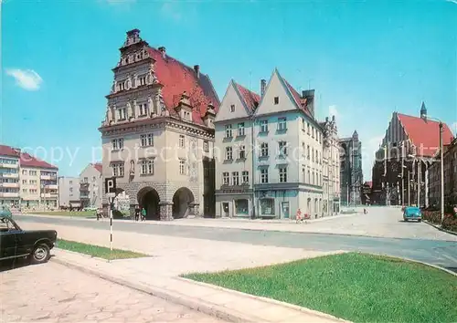 AK / Ansichtskarte Nysa_Neisse_PL Dom Wagi Miejskiej w glebi kosciol sw Jajuba 