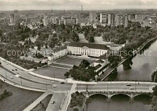 AK / Ansichtskarte Berlin Schloss Bellevue mit Hansaviertel Berlin