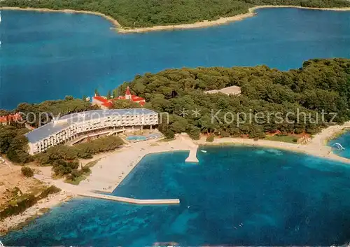 AK / Ansichtskarte Rovinj_Rovigno_Istrien_Croatia Crveni otok Hotel am Strand 