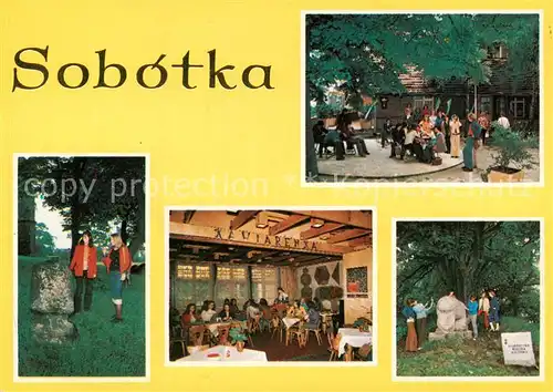 AK / Ansichtskarte Sobotka_CZ Dom Wycieczkowy PTTK Pod Wiezyca Straozytne kultowe z granitu slezanskiego datowane na lata 