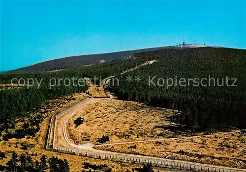 AK / Ansichtskarte Brocken_Harz Fliegeraufnahme mit Zonengrenze und Dreieckigen Pfahl Brocken Harz