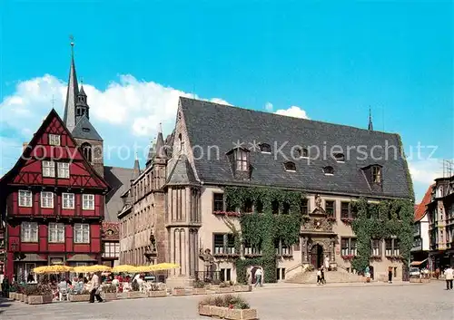 AK / Ansichtskarte Quedlinburg Marktplatz am Rathaus Quedlinburg