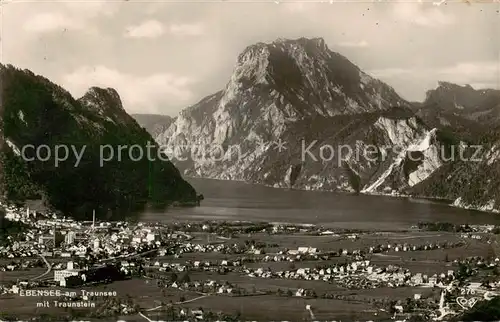 AK / Ansichtskarte Ebensee_Oberoesterreich am Traunsee mit Traunstein Ebensee_Oberoesterreich