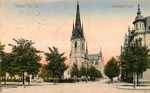 AK / Ansichtskarte Wesel__Rhein Willibrordi Platz m. Kirche 