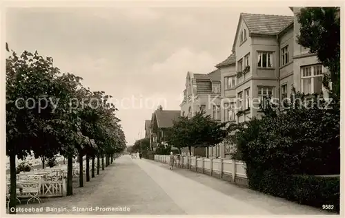 AK / Ansichtskarte Bansin_Ostseebad Strand Promenade Bansin_Ostseebad