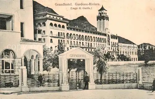 AK / Ansichtskarte Gardone_Riviera_di_Garda_IT Grandhotel 