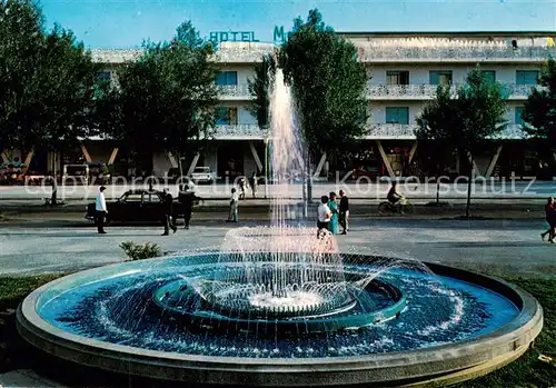 AK / Ansichtskarte Lido_di_Bibione_IT Piazza della fontana 