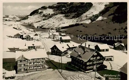 AK / Ansichtskarte Mittelberg_Kleinwalsertal Teilansicht im Winter Mittelberg_Kleinwalsertal