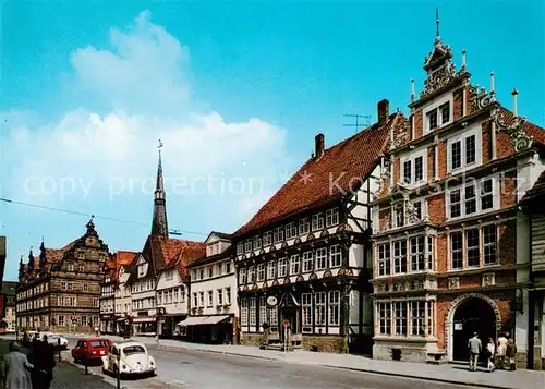 AK / Ansichtskarte Hameln_Weser Osterstrasse mit Hochzeitshaus Marktkirche Stiftsherrenhaus und Museum Hameln Weser