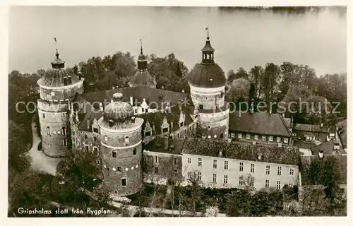 AK / Ansichtskarte Gripsholms_Slott_Gripsholm_Straengnaes_Sweden Fliegeraufnahme 