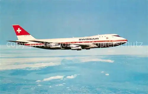 AK / Ansichtskarte Flugzeuge_Zivil Swissair Boeing 747B 