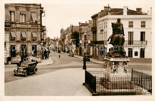 AK / Ansichtskarte Cognac_16_Charente Place Francois 1er et Avenue Victor Hugo 