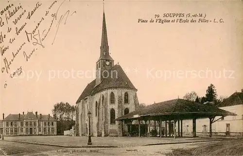 AK / Ansichtskarte Souppes sur Loing_77_Seine et Marne Place de l Eglise et l Ecole des Filles 