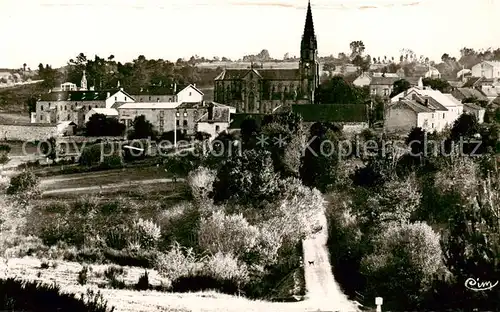 AK / Ansichtskarte Loubeyrat Gesamtanischt Loubeyrat