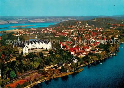 AK / Ansichtskarte Ploen_See Schloss Holsteinische Schweiz Ploen_See