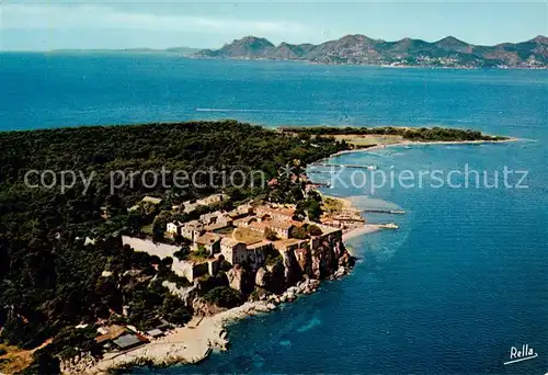 AK / Ansichtskarte Iles_de_Lerins_06_Alpes Maritimes Le Chateau fort bati par Richelieu Vue aerienne 