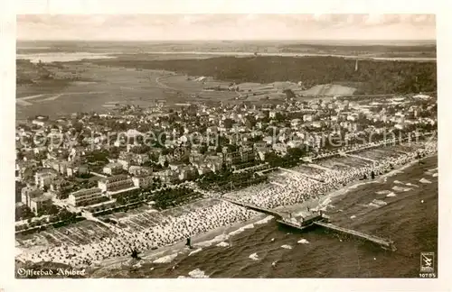 AK / Ansichtskarte Ahlbeck_Ostseebad Fliegeraufnahme Panorama Strand Ahlbeck_Ostseebad