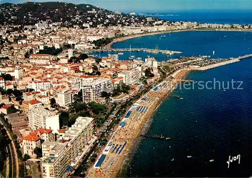 AK / Ansichtskarte Cannes_06 Plage du Midi Boulevard Jean Hibert et le Suquet Cote d Azur vue aerienne 
