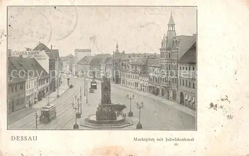 AK / Ansichtskarte Dessau Rosslau Marktplatz m. Jubeldenkmal u. Strassenbahn Dessau Rosslau