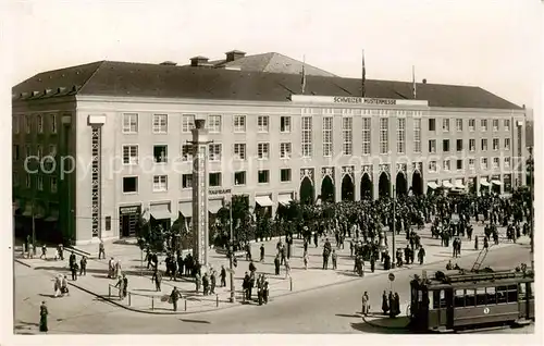 AK / Ansichtskarte Basel_BS Schweizer Mustermesse m. Strassenbahn Basel_BS