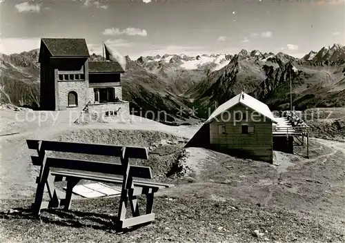 AK / Ansichtskarte Klosters_GR Luftseilbahn Klosters   Gotschnagrat Bergstation  Klosters_GR