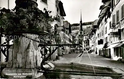 AK / Ansichtskarte Neuveville_La_Bielersee_Preles_BE Marktgasse m. Brunnen 