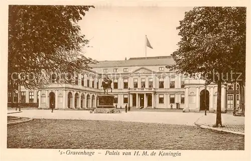 AK / Ansichtskarte  S-Gravenhage_Den_Haag_NL Paleis van H. M. de Koningin Schloss Denkmal 