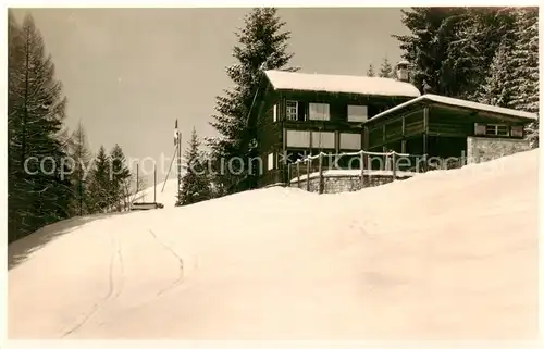 AK / Ansichtskarte Klosters_GR Partie im Schnee   Winter Klosters_GR