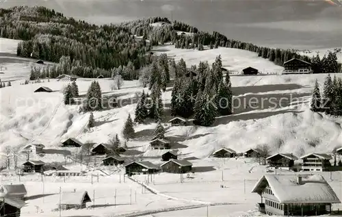 AK / Ansichtskarte Saanenmoeser_BE Teilansicht im Winter 