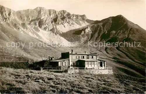 AK / Ansichtskarte Parsennhuette_2205m_Davos_GR Aussenansicht 