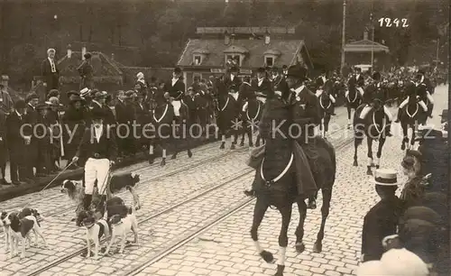 AK / Ansichtskarte Bern_BE Parade   Umzug   Fest Bern_BE