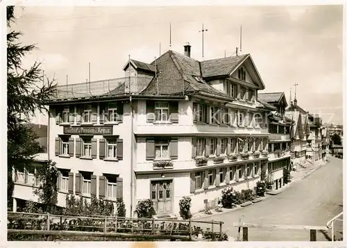 AK / Ansichtskarte Schwellbrunn Gasthaus Pension z. Kreuz Aussenansicht Schwellbrunn